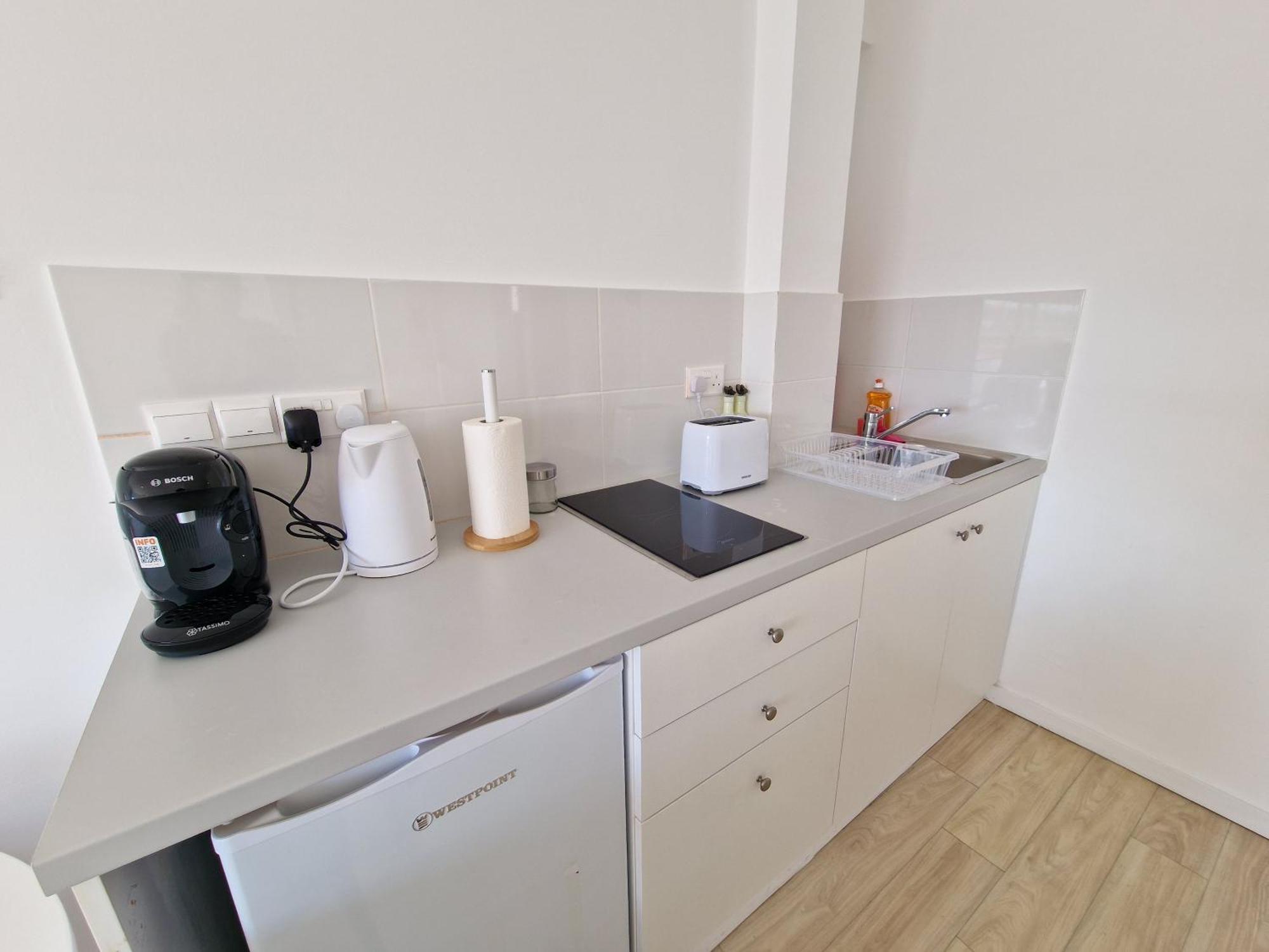 Kitieos Apts 100m From Finikoudes Larnaca