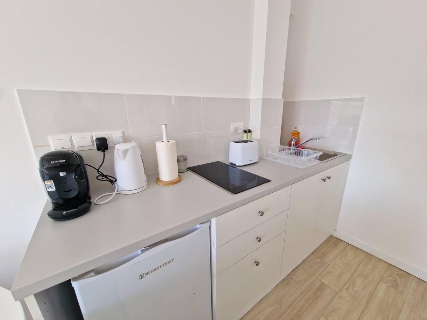 Kitieos Apts 100m From Finikoudes Larnaca