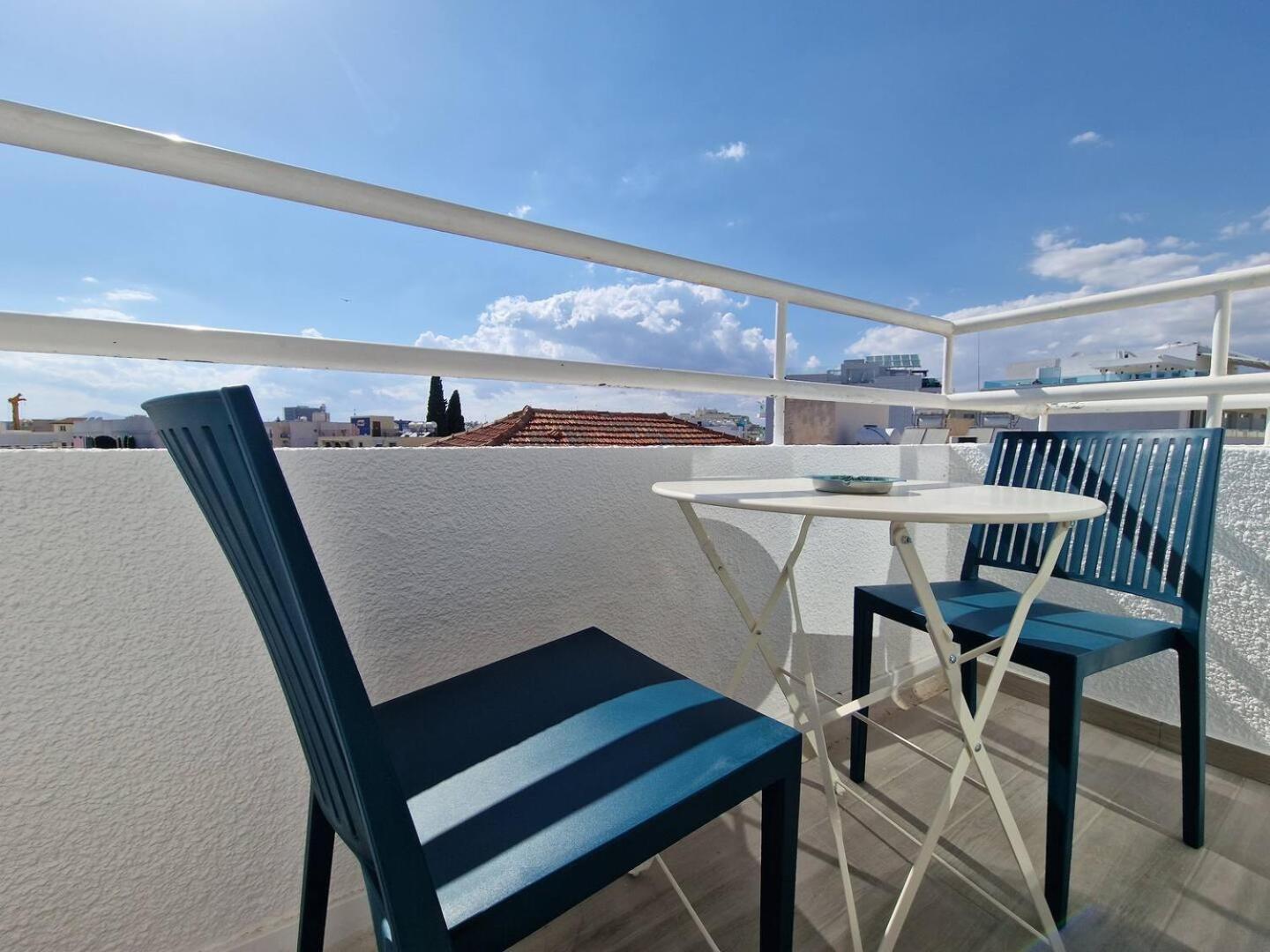 Kitieos Apts 100m From Finikoudes Apartment Larnaka