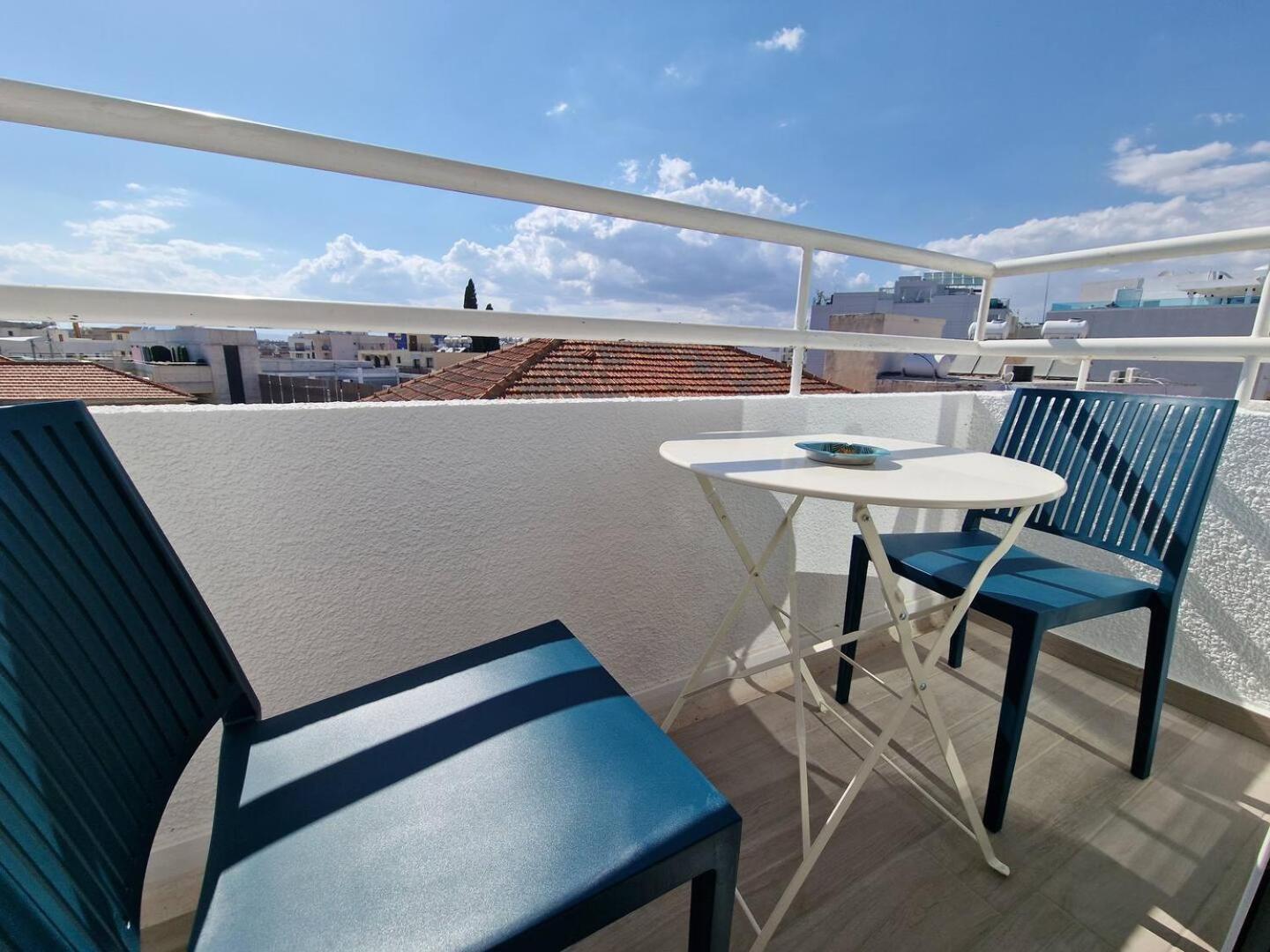 Kitieos Apts 100m From Finikoudes Larnaka