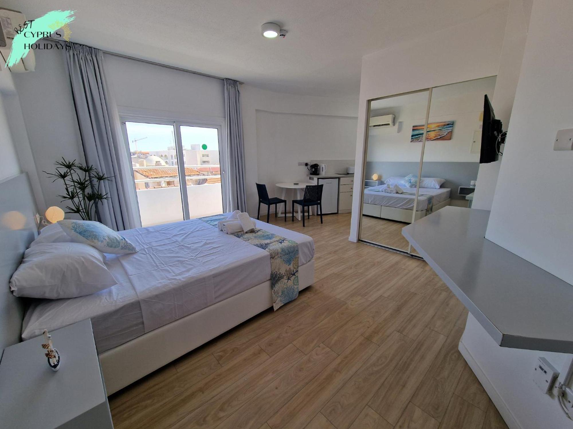 Kitieos Apts 100m From Finikoudes Larnaka