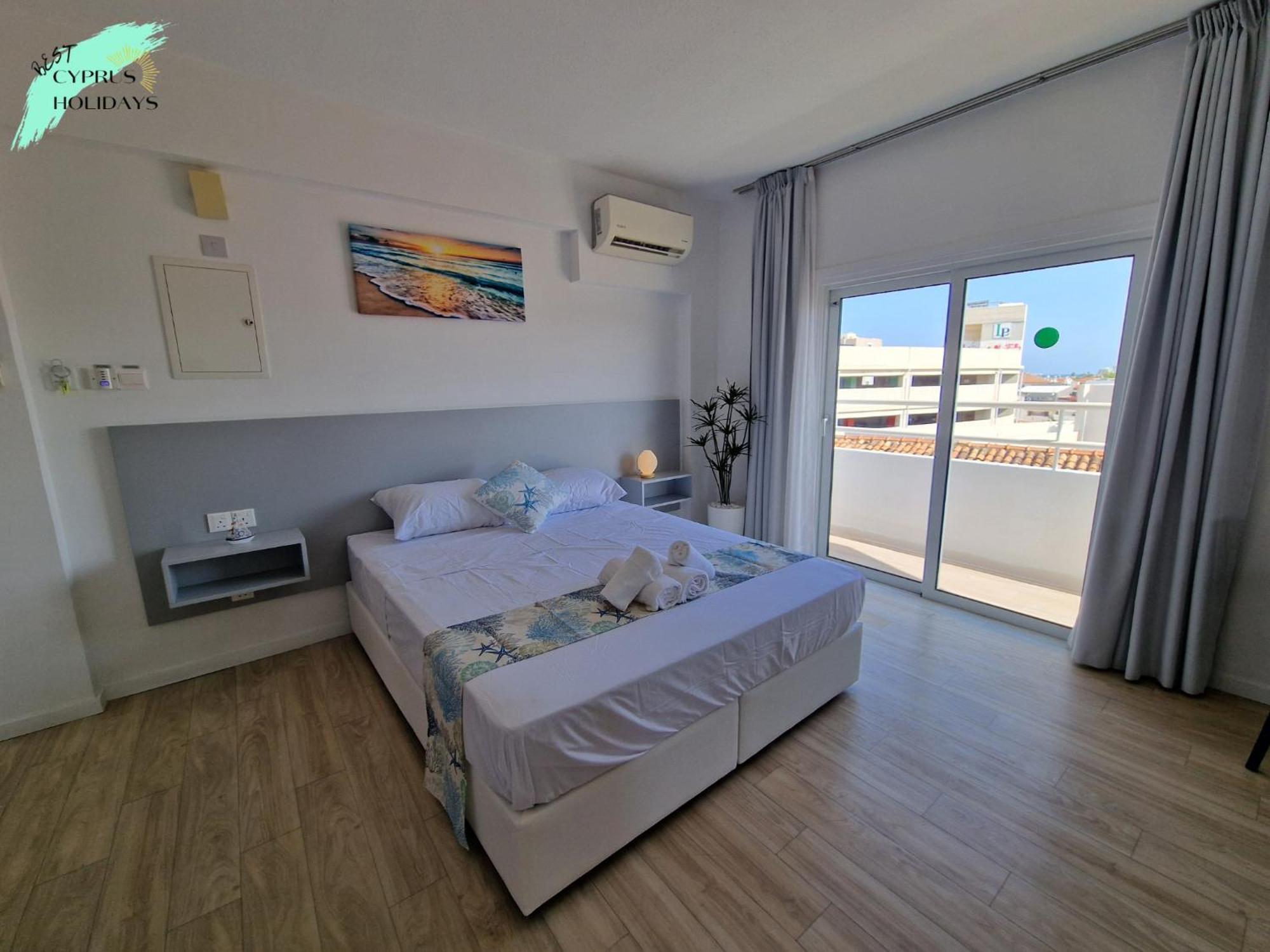 Kitieos Apts 100m From Finikoudes Apartment