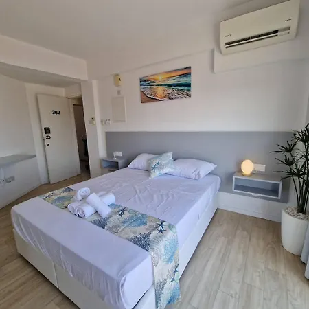 Kitieos Central Apts 100M From Finikoudes Beach Larnaca Exterior photo