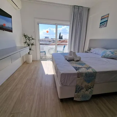 Kitieos Central Apts 100M From Finikoudes Beach Larnaca Exterior photo