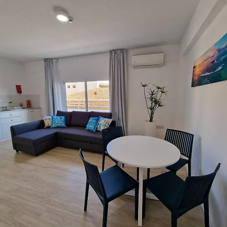 Kitieos Central Apts 100M From Finikoudes Beach Larnaca Exterior photo